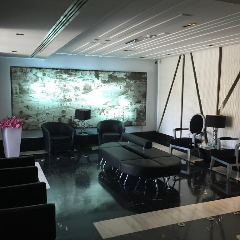 Crystal Hotel Амман Экстерьер фото